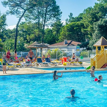 Domaine Residentiel De Plein Air Les Dunes Лонжвіль-сюр-Мер Екстер'єр фото